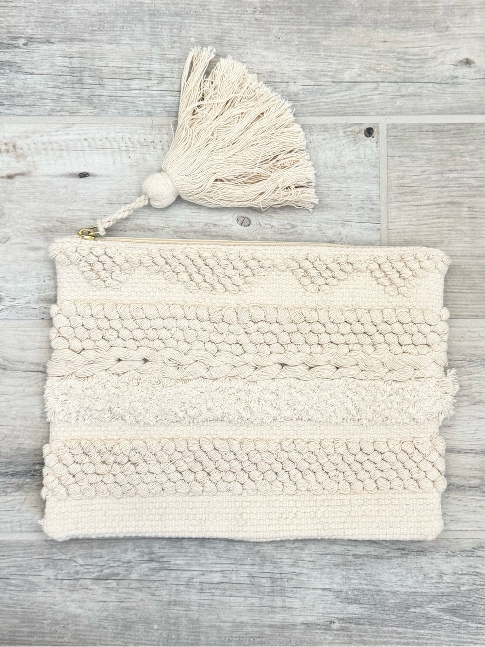 Forever 21 Boho Chic Cream Embroidered Fabric Clutch Cosmetic Bag